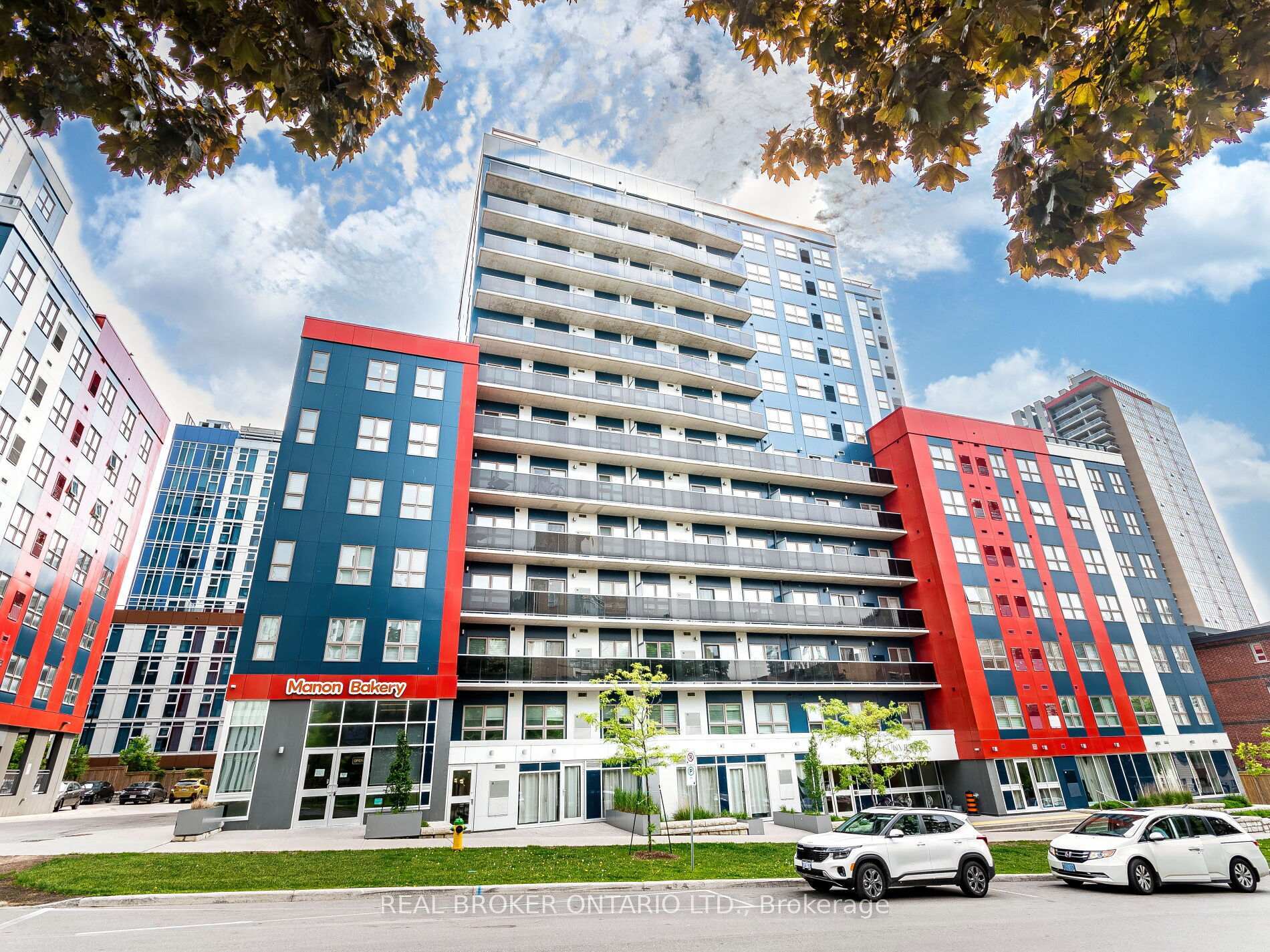 Property Photo:  258A Sunview Street 123  ON N2L 0H6 