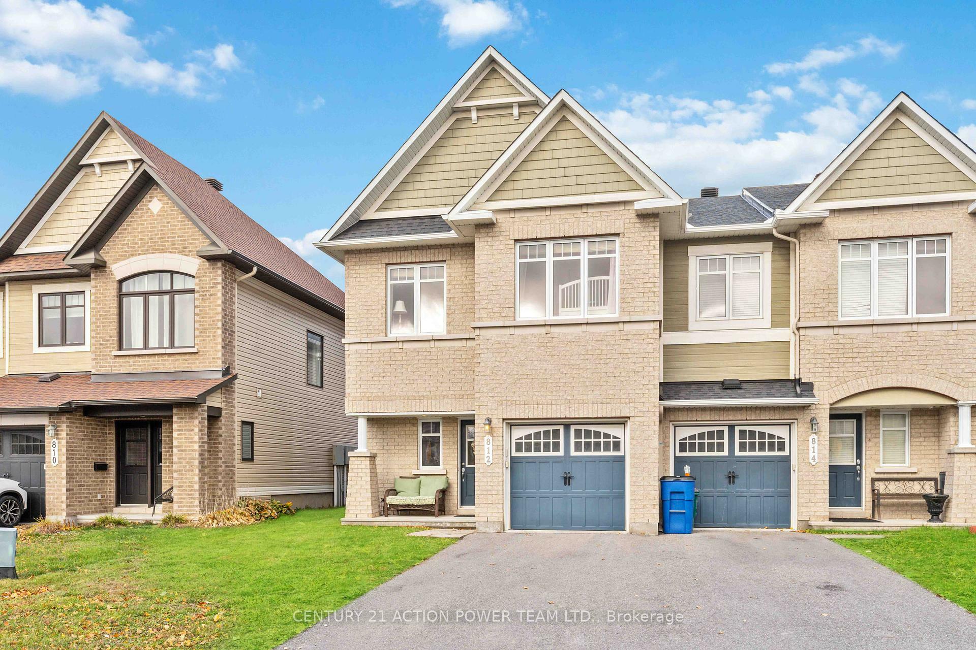 Property Photo: 812 Ashenvale Way ON K4A 0R3