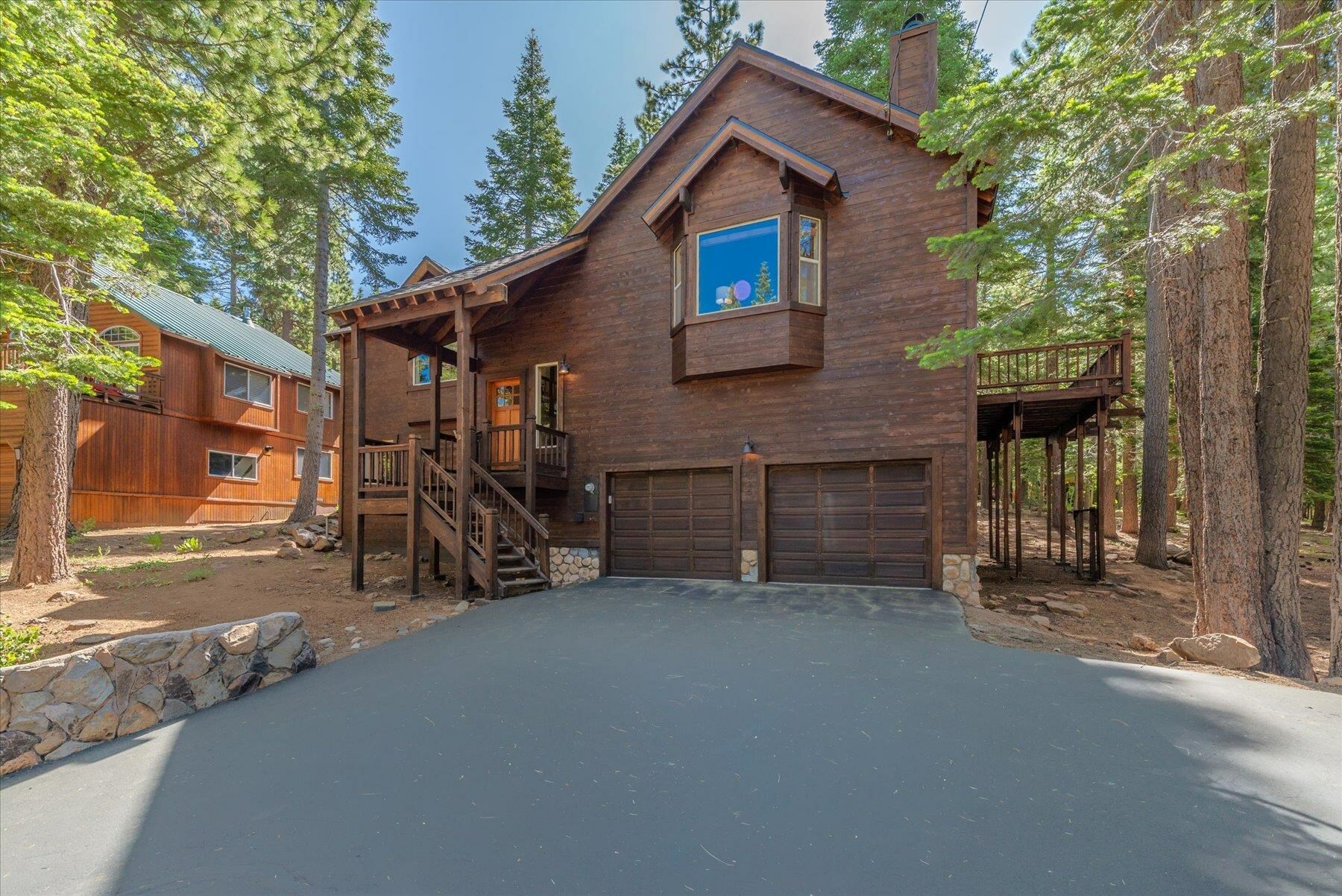 11695 Munich Drive  Truckee CA 96161 photo