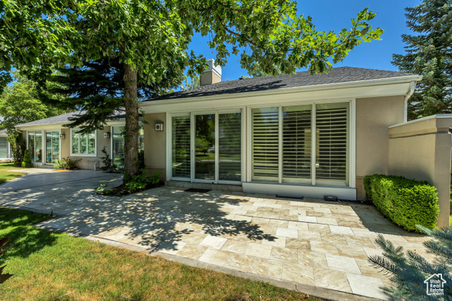 6142 S Tall Oaks Ln E  Salt Lake City UT 84121 photo