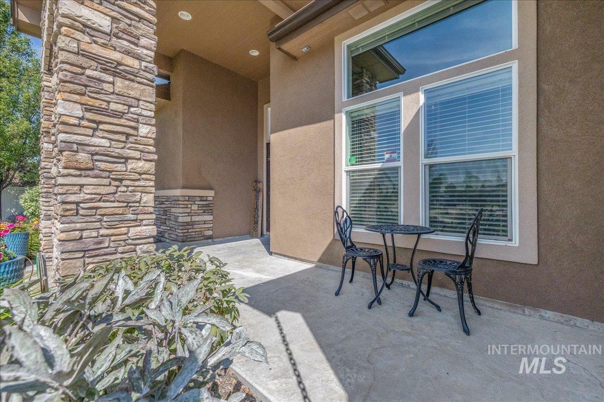 Property Photo: 11954 W Meadowfalls Dr ID 83669
