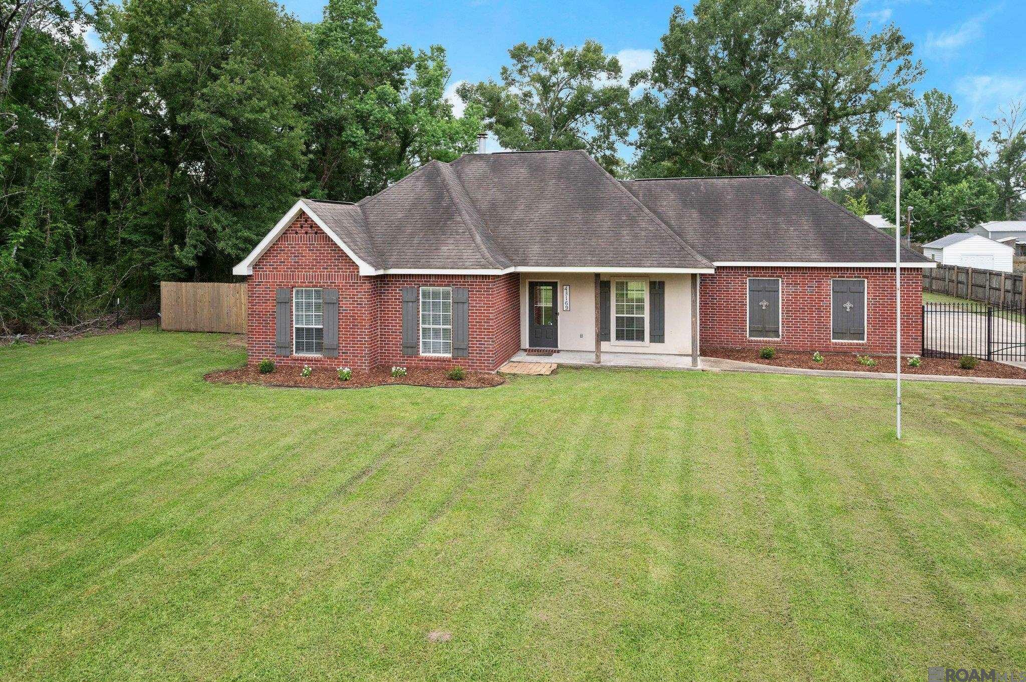 Property Photo: 43169 La Hwy 933 LA 70769