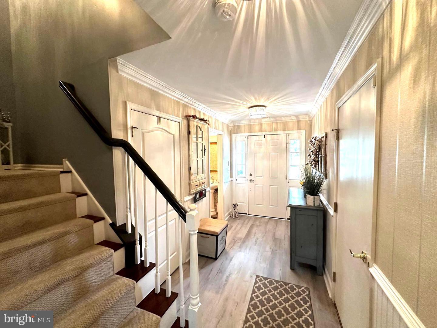 Property Photo:  48 Millers Run  NJ 08075 