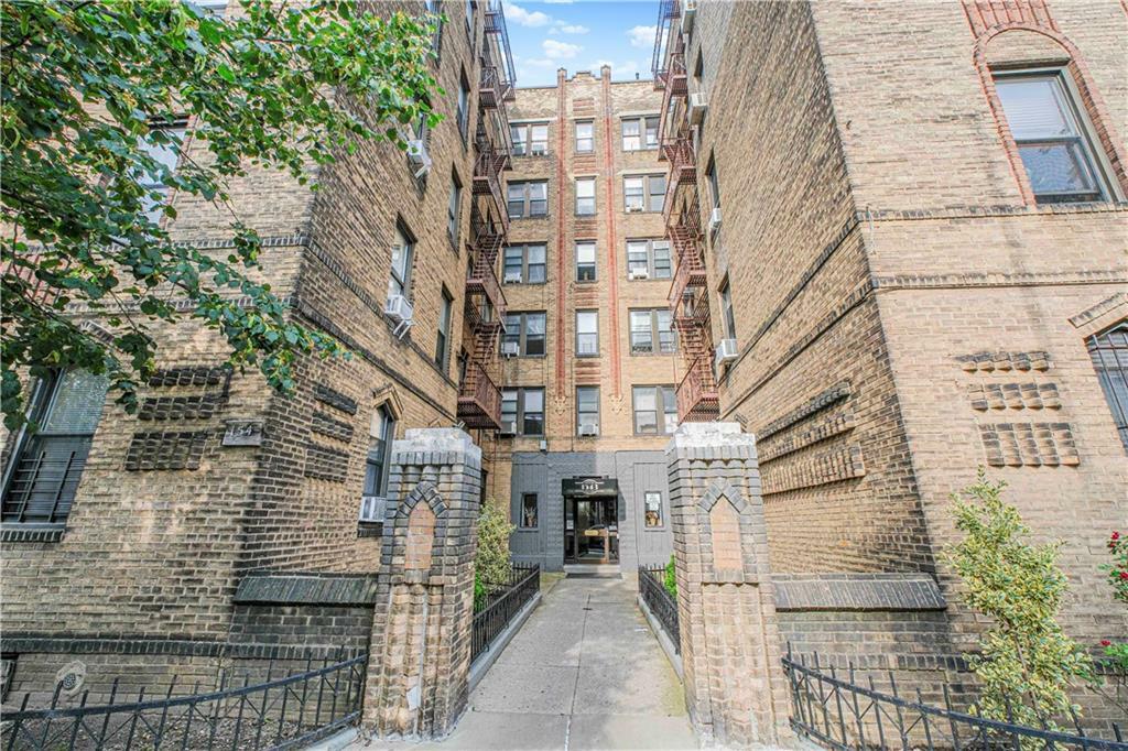 Property Photo: 1543 West 1st Street D1 NY 11204