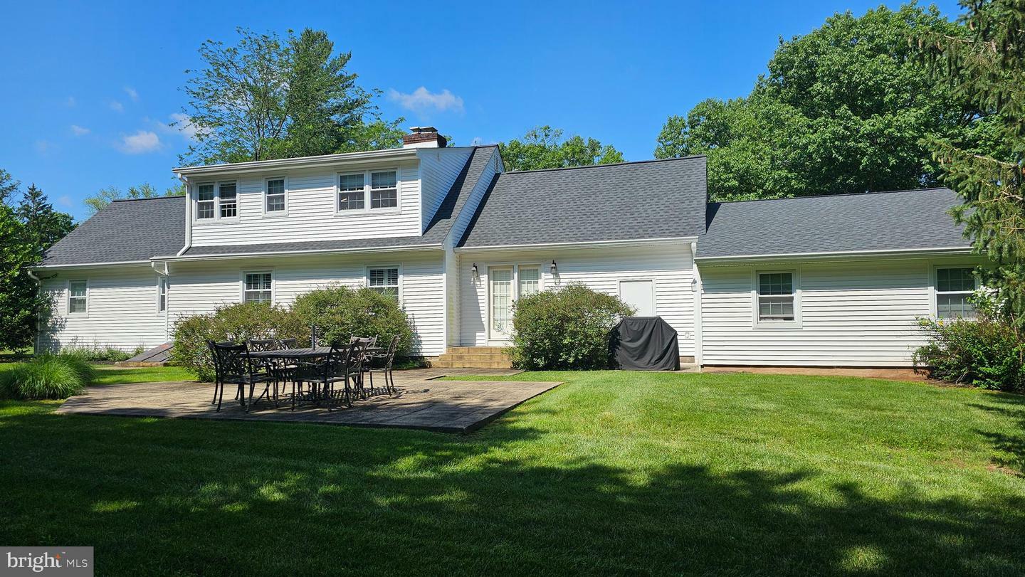 Property Photo: 9 Morningside Drive NJ 08534