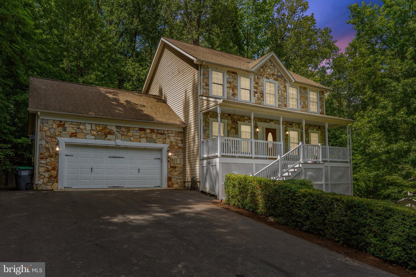 Property Photo: 6191 Dawes Drive VA 22485