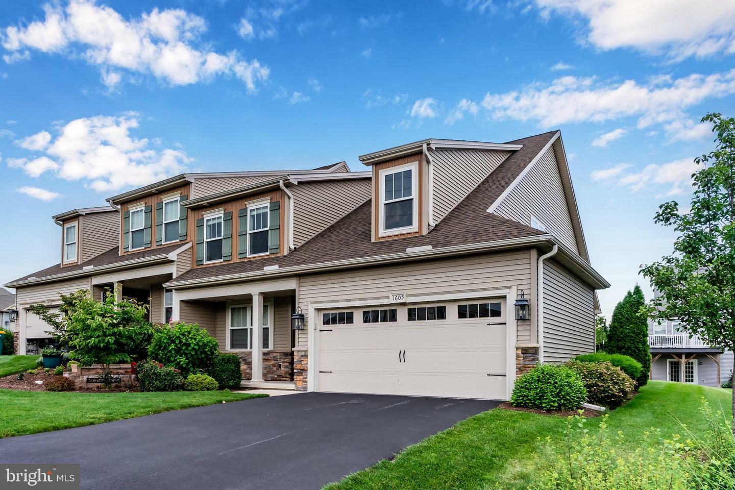 1605 Quincey Drive  Mechanicsburg PA 17050 photo
