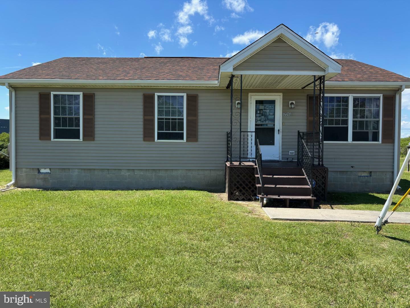 Property Photo: 206 Maryland Avenue MD 21817
