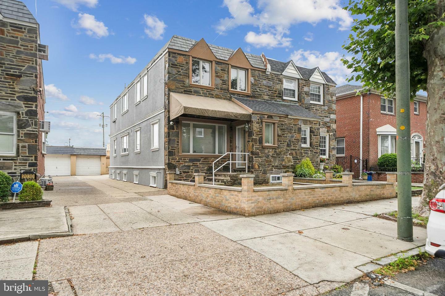 Property Photo: 2032 W Shunk Street PA 19145