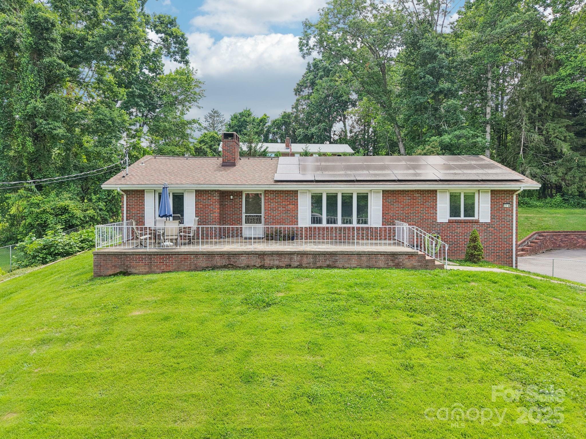 Property Photo: 318 Old Leicester Highway NC 28806