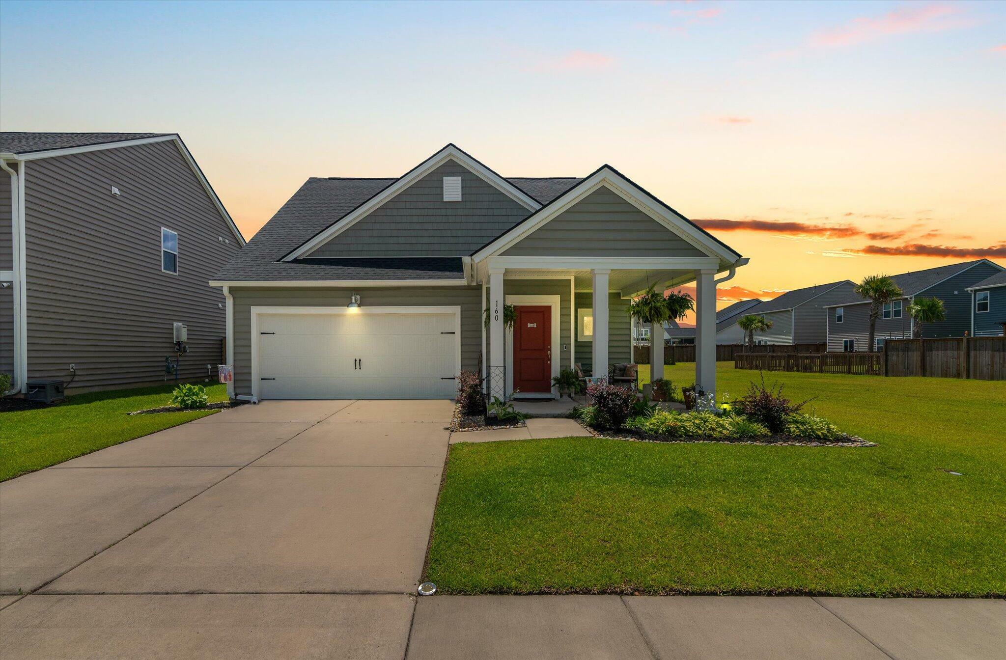 Property Photo: 160 Greenbelt Court SC 29485