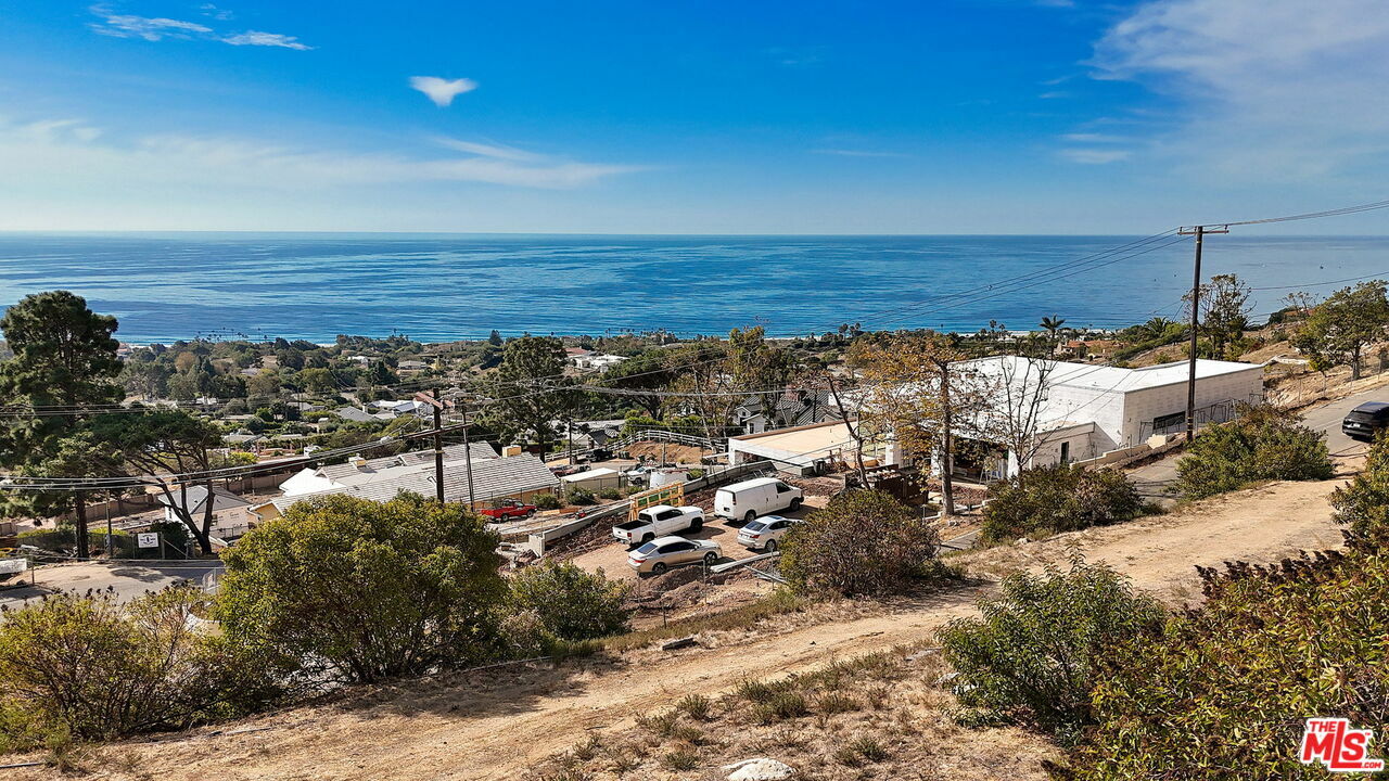 Property Photo: 30015 Andromeda Ln CA 90265
