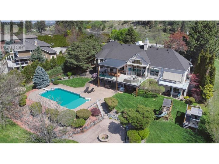 Photo de la propriété:  1117 Crawford Road  BC V1W 4N4 