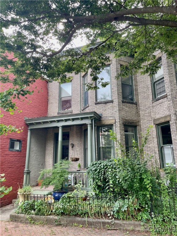 323 N 27th Street  Richmond VA 23223 photo