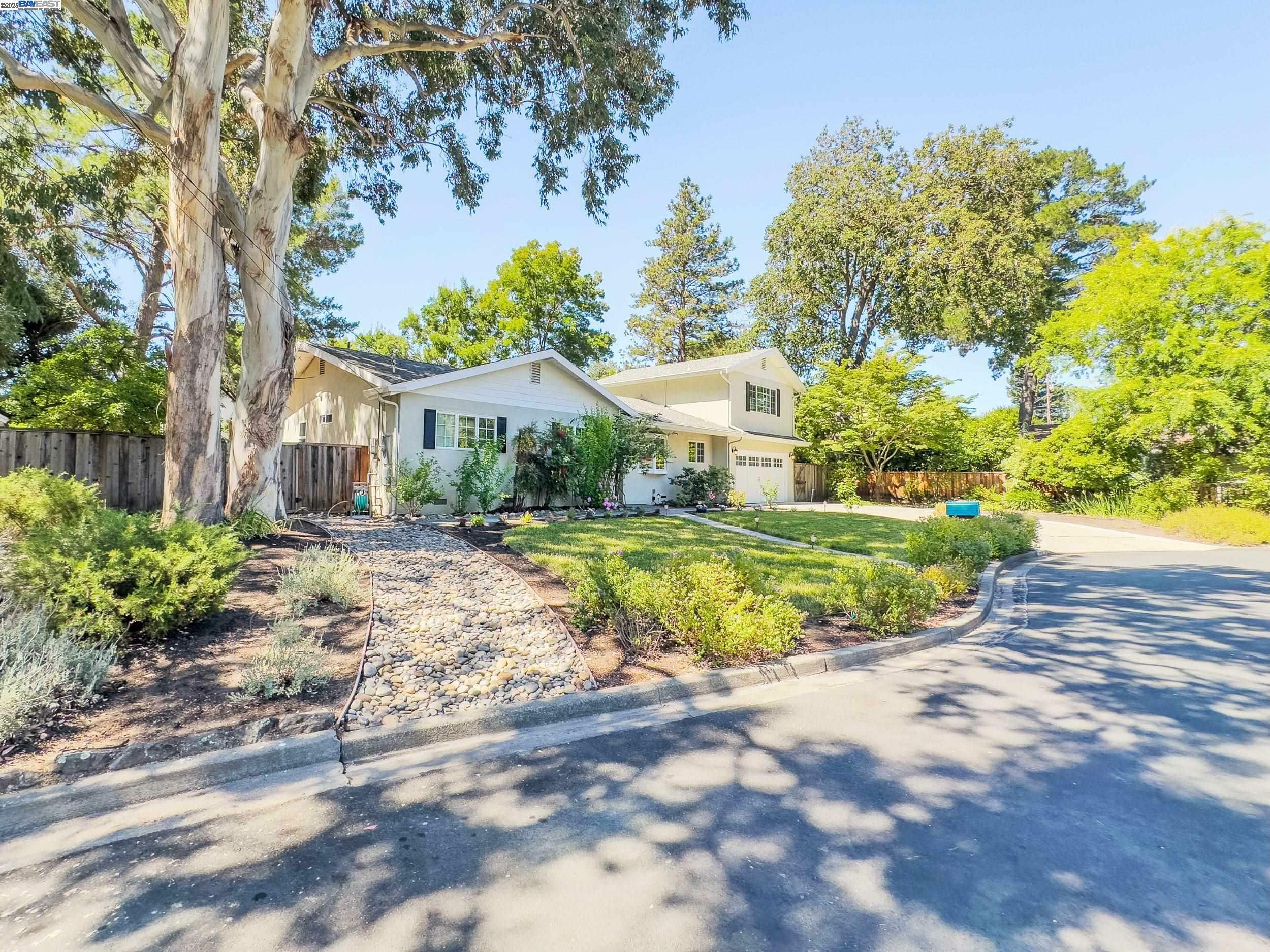 Property Photo: 114 Hopeco Rd CA 94523