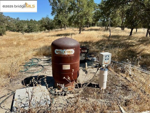 Property Photo: 1965 Stagecoach Rd CA 95228