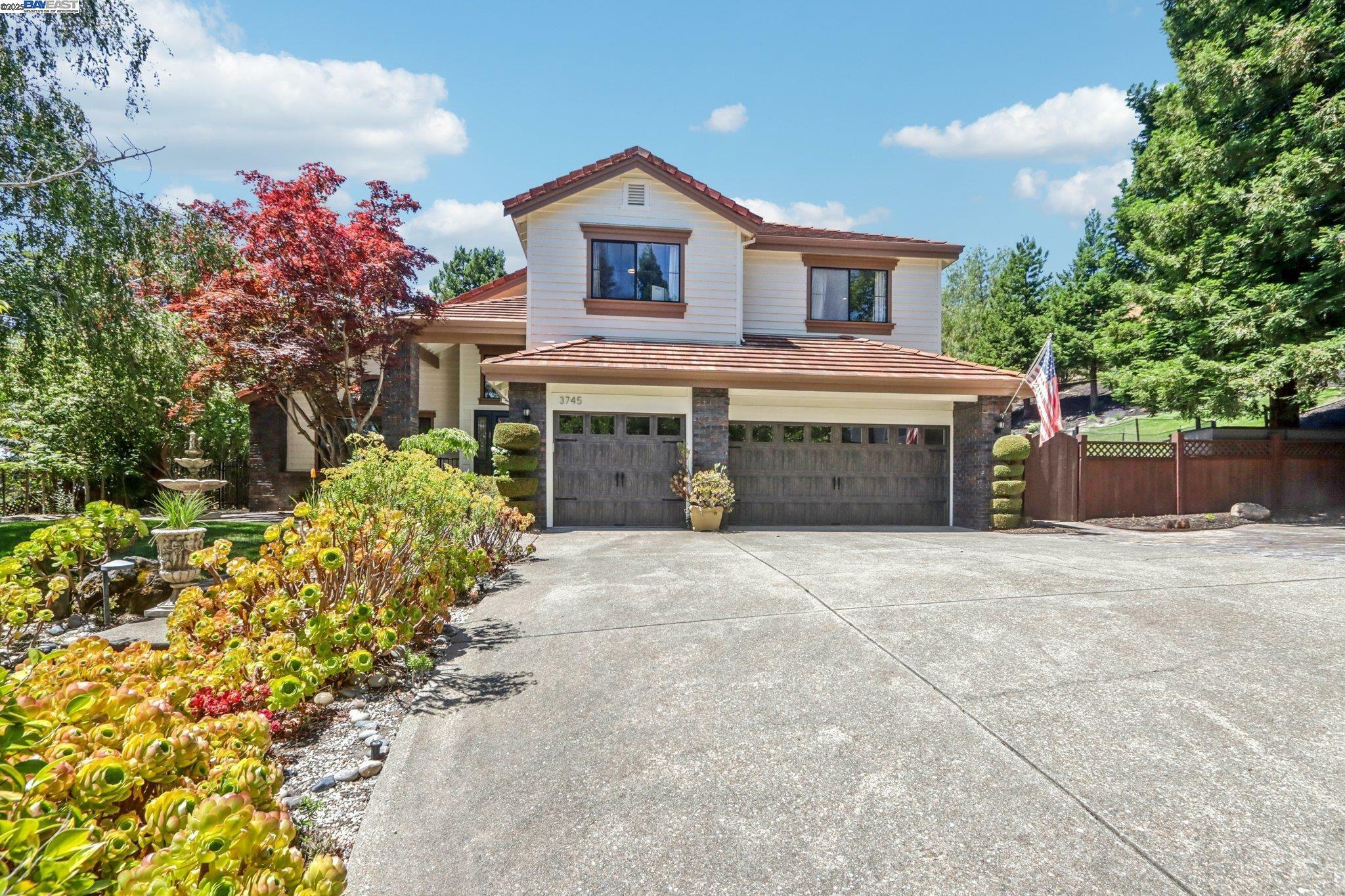 Property Photo: 3745 Deer Trail Ct CA 94506