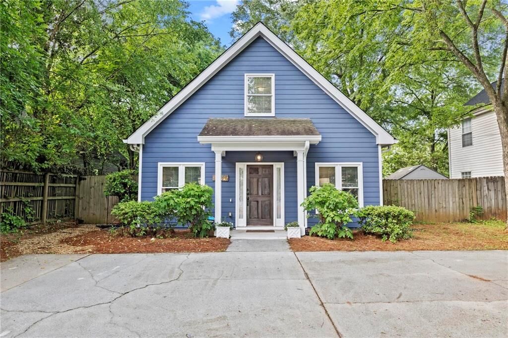 Property Photo:  2089 College Avenue NE  GA 30317 