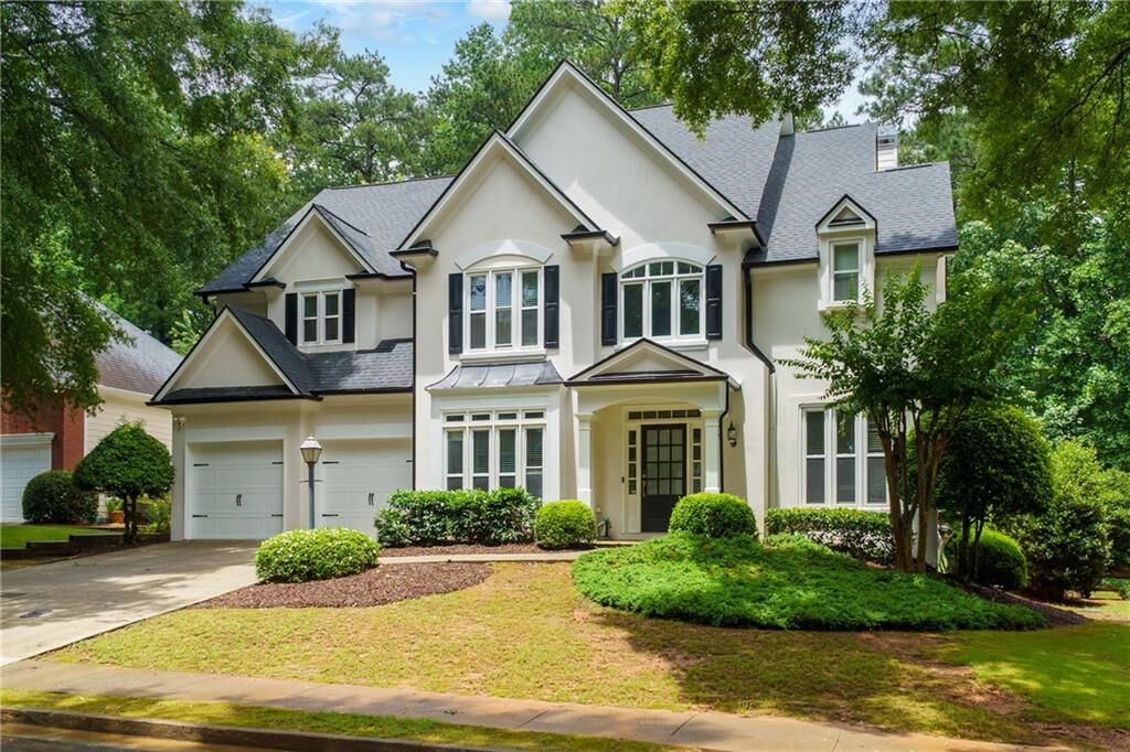 Property Photo:  2055 Beacon Hill Way  GA 30005 