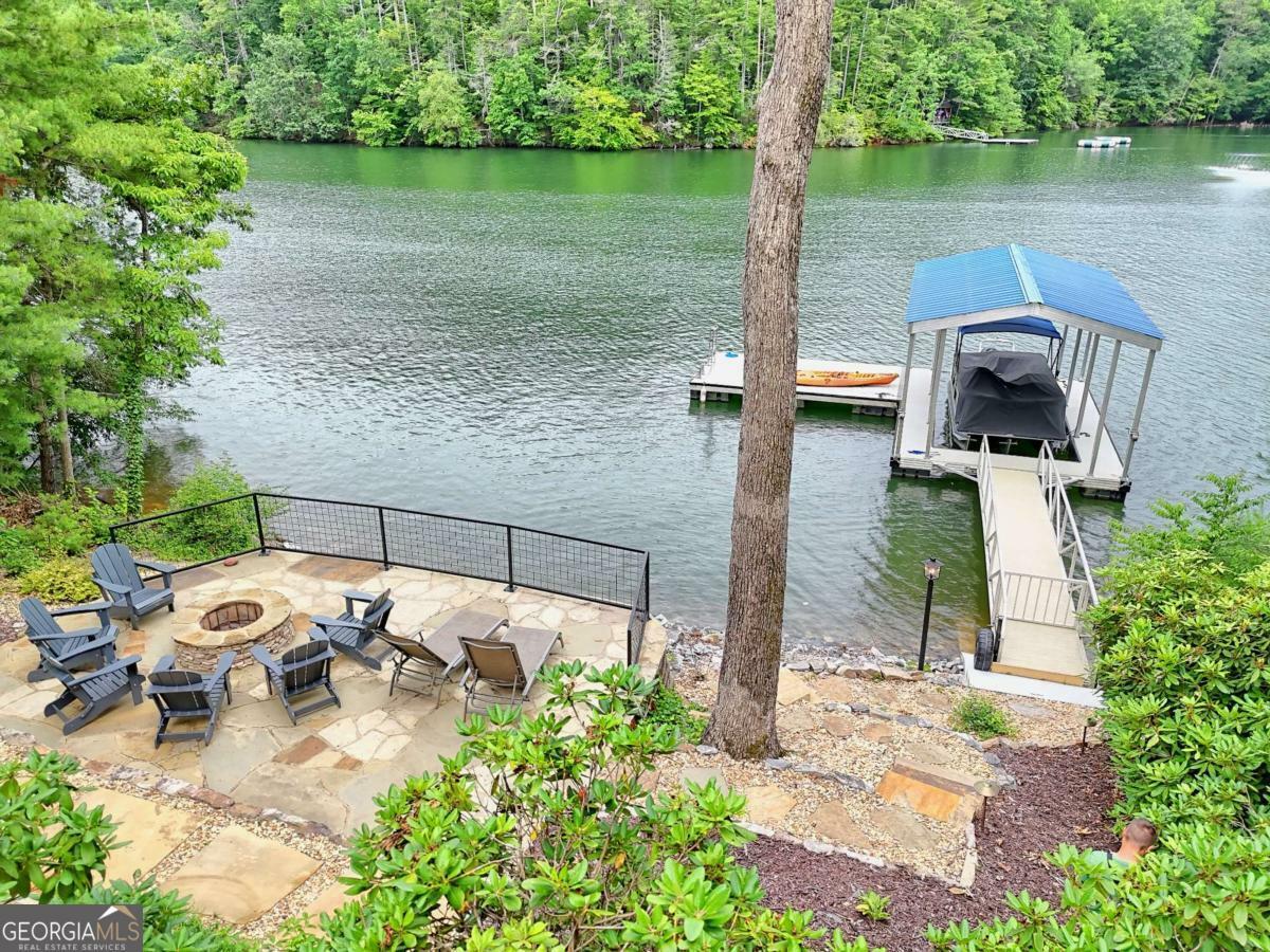 Property Photo: 402 Holly Hill Drive GA 30512