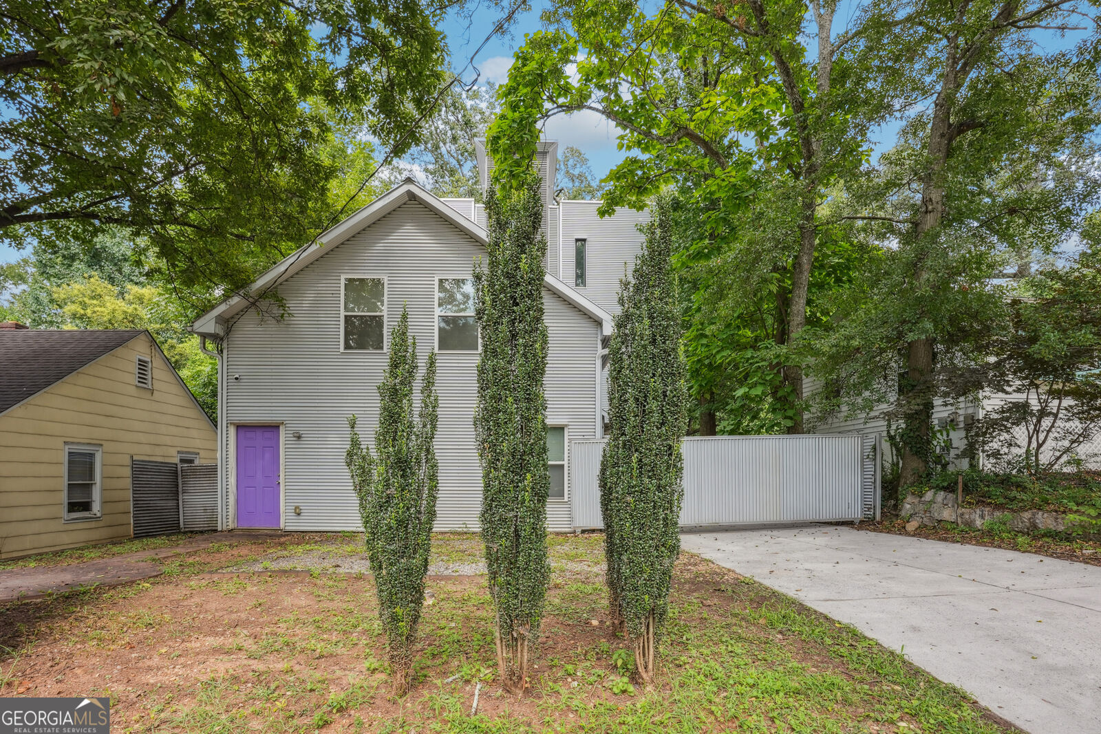 Property Photo:  1231 Barnes Street NW  GA 30318 