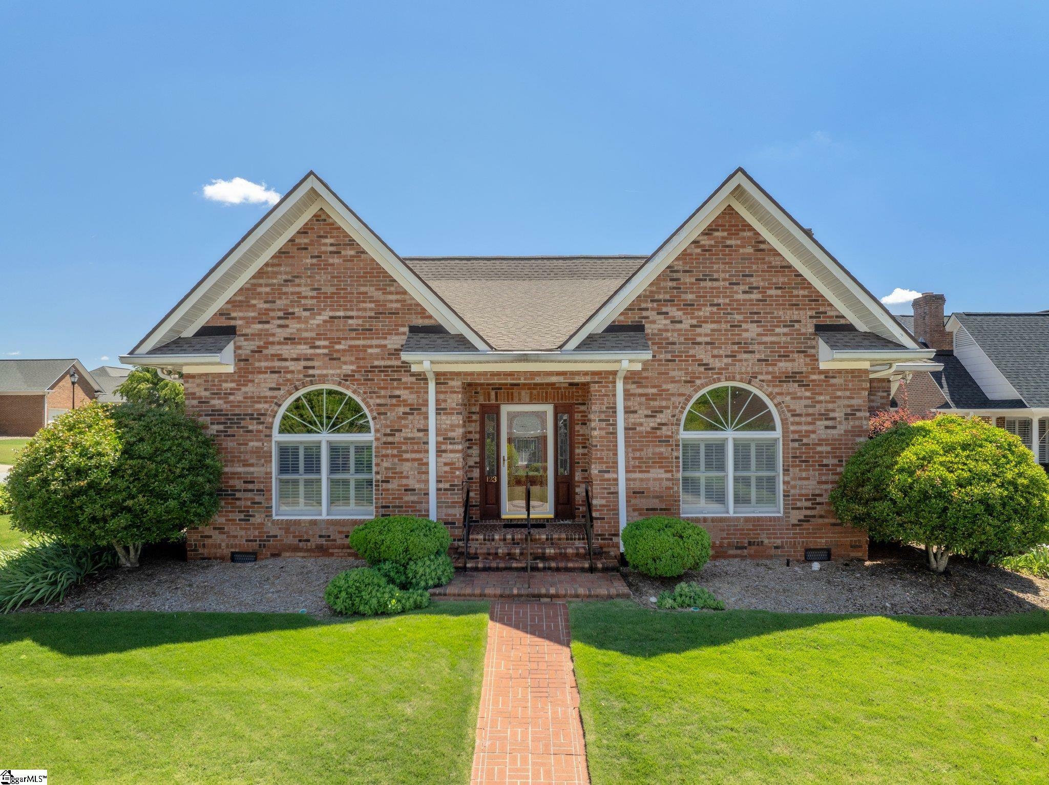 Property Photo: 123 Windstone Drive SC 29615