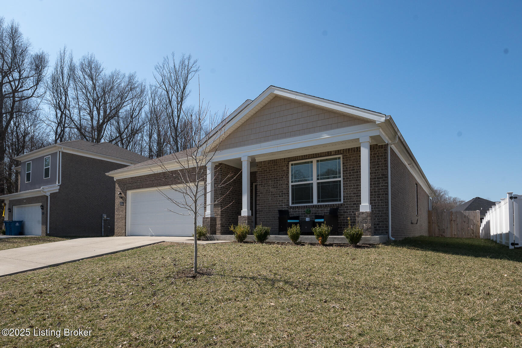 Property Photo: 6904 Train Station Way KY 40272