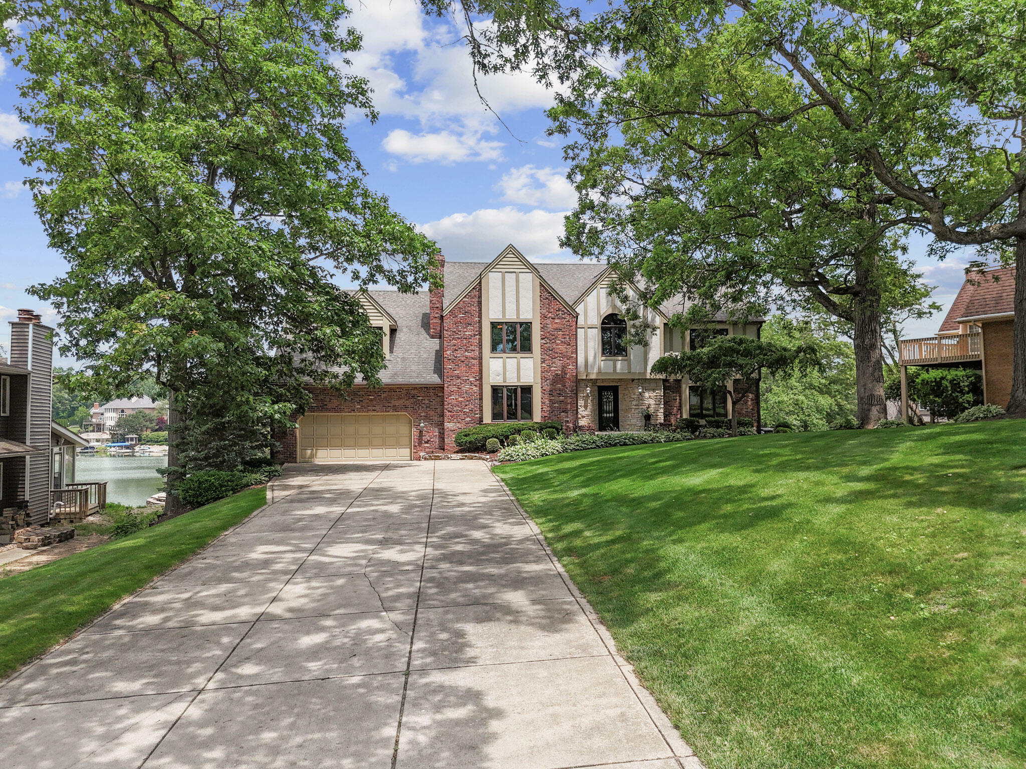 Property Photo: 467 Scarborough Road IN 46385