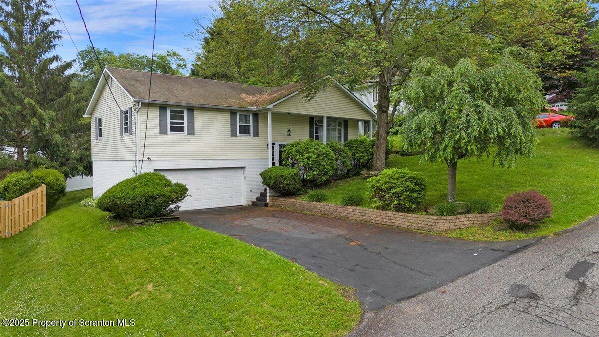 206 Florence Drive  Clarks Summit PA 18411 photo