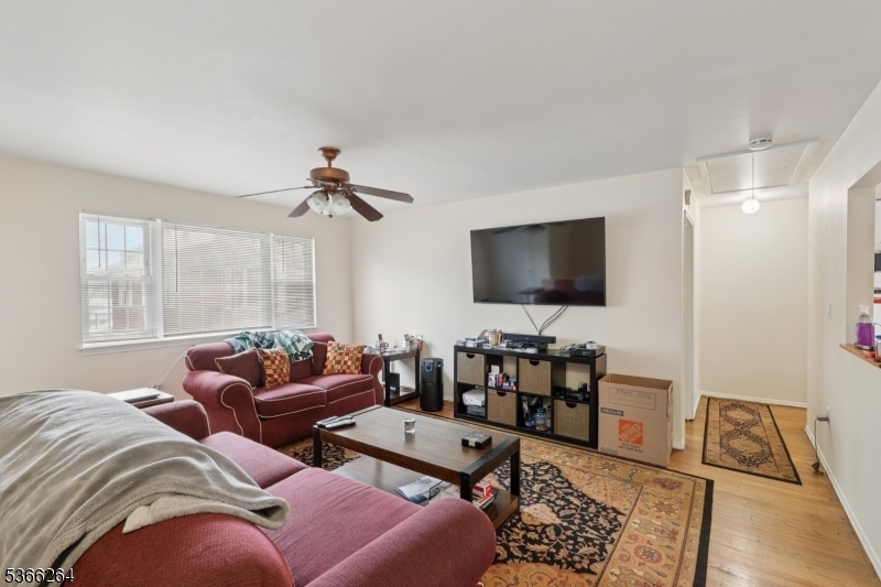 Property Photo: 1245 Valley Rd B NJ 07470