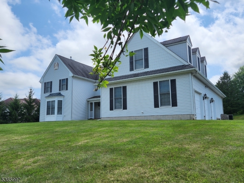Property Photo: 3 Manchur Ct NJ 08822