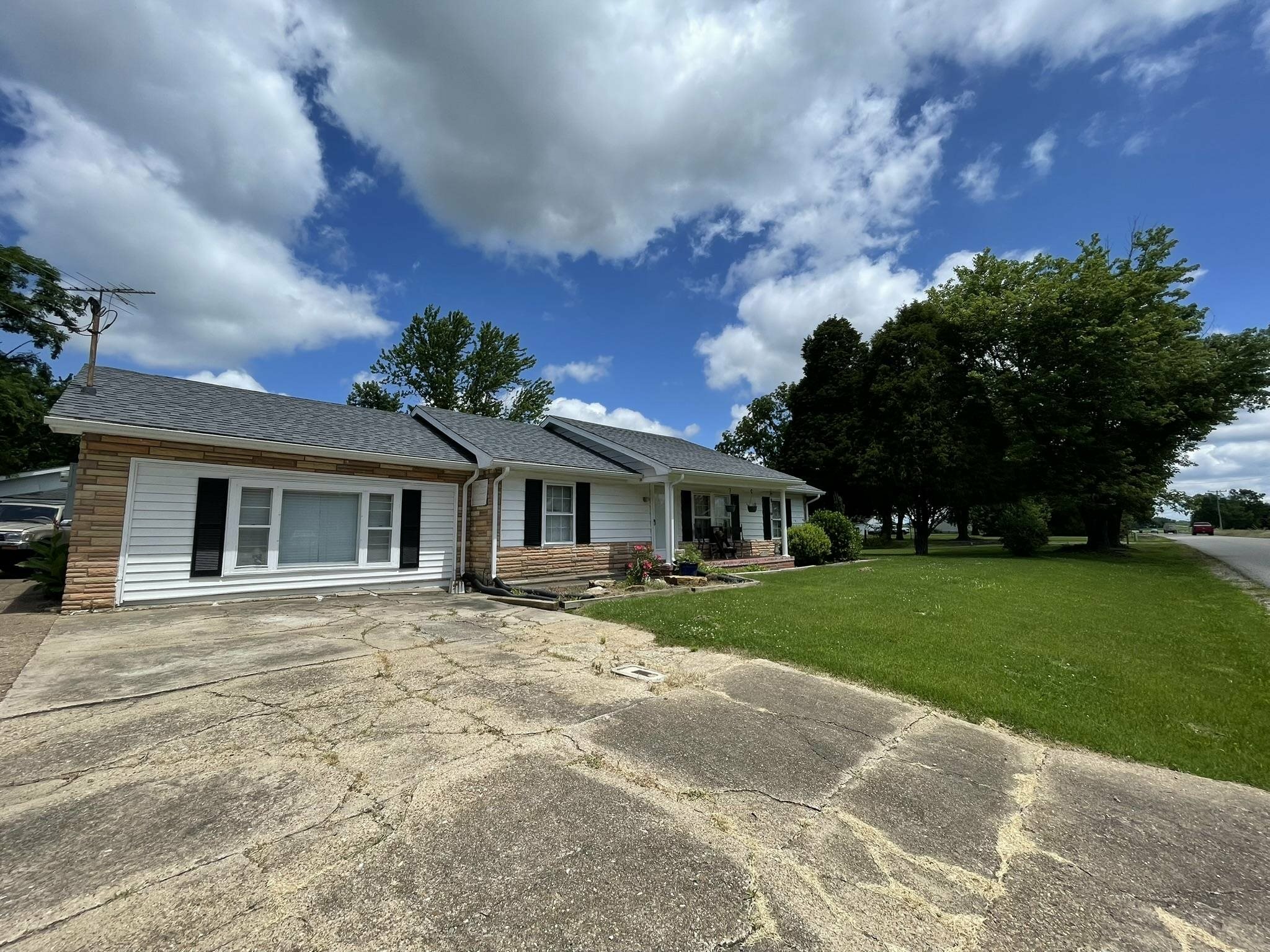 Property Photo: 12477 Hwy 359 KY 42462