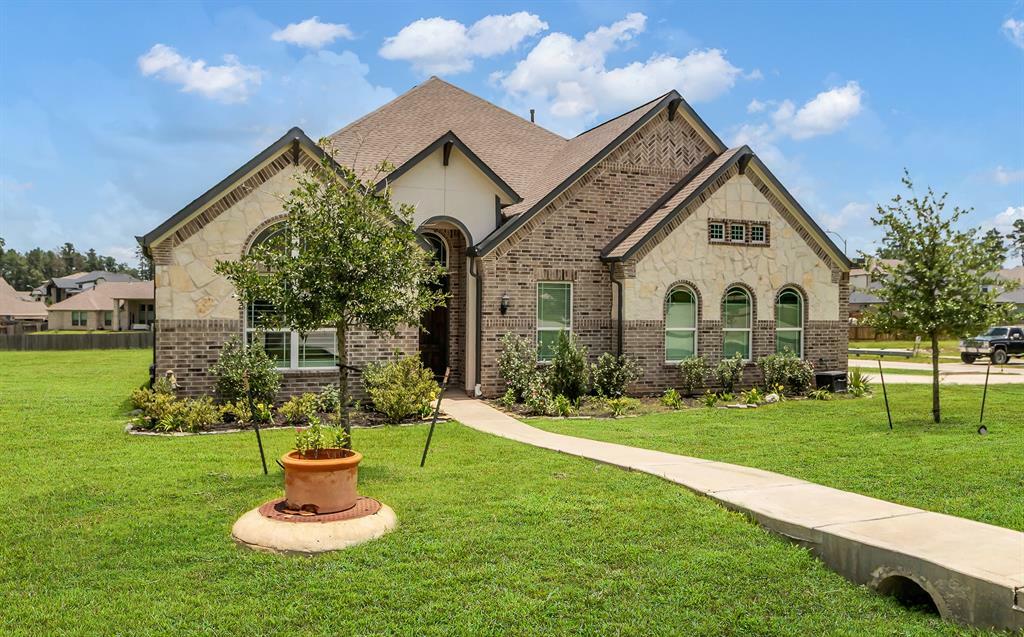 Property Photo: 40902 Welbey Court TX 77354