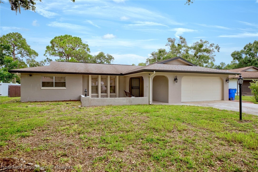 Property Photo: 1943 Pasco Drive FL 33870