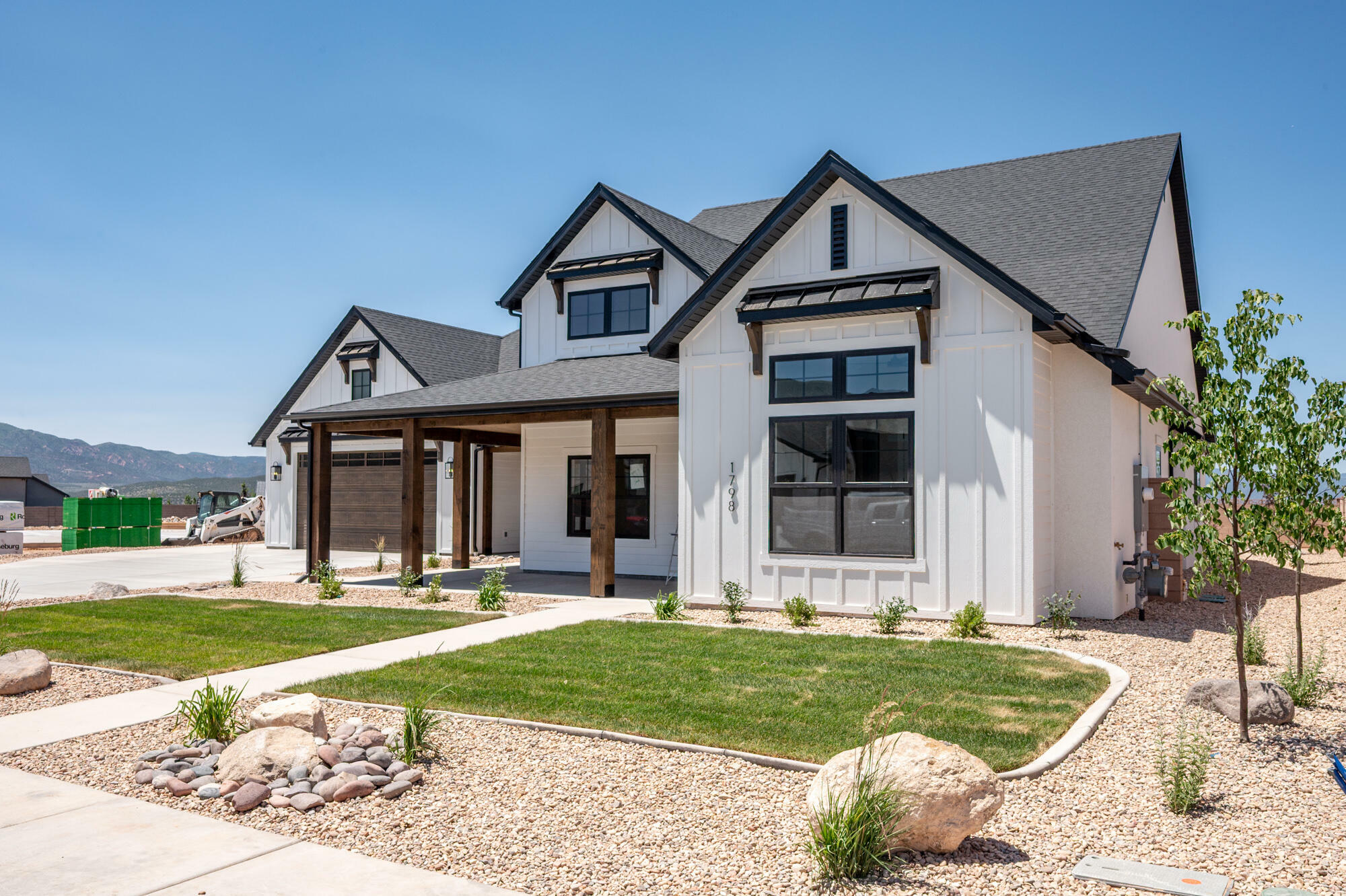 Property Photo: 1798 S Hidden Canyon Rd UT 84720