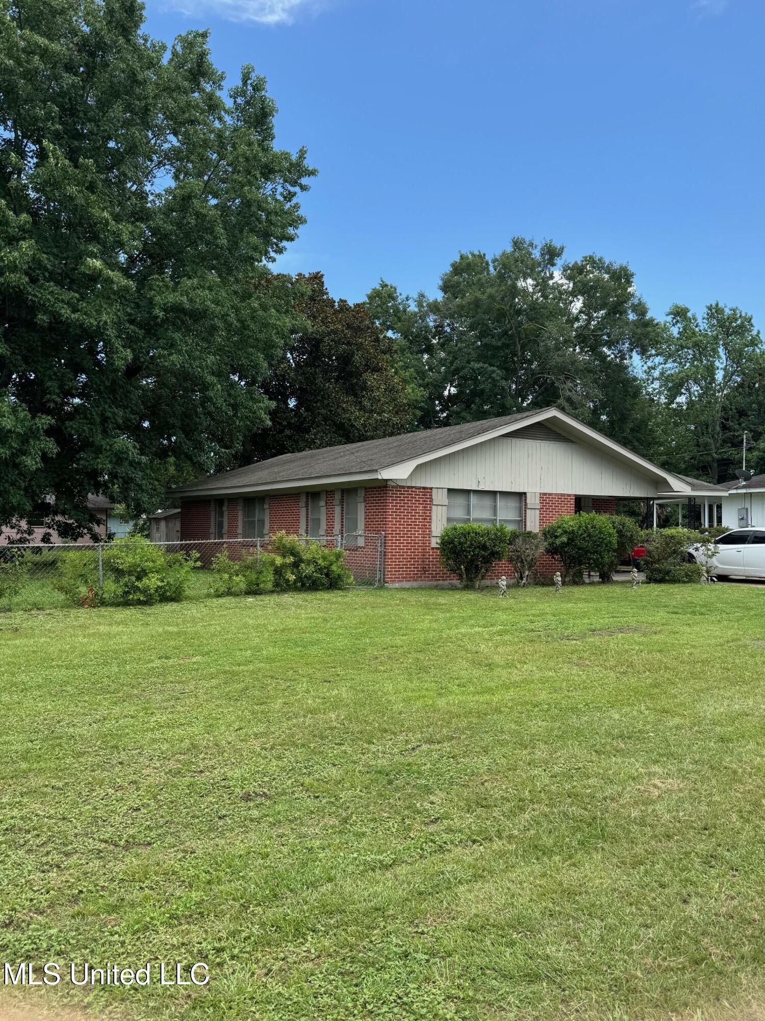 Property Photo: 360 Spratley Avenue MS 39531