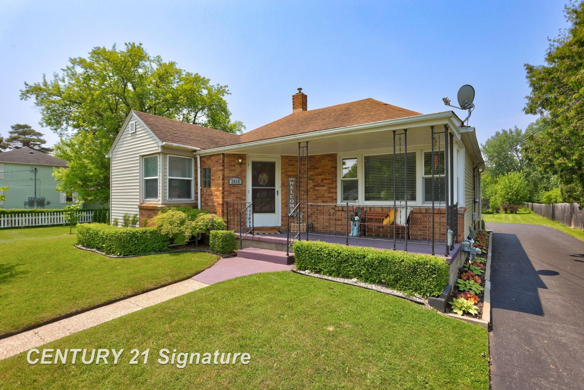 Property Photo: 2016 Michigan Avenue MI 48708