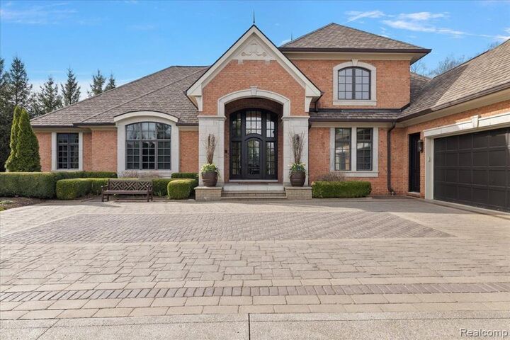 Property Photo: 2779 Turtle Lake Drive MI 48302 0767