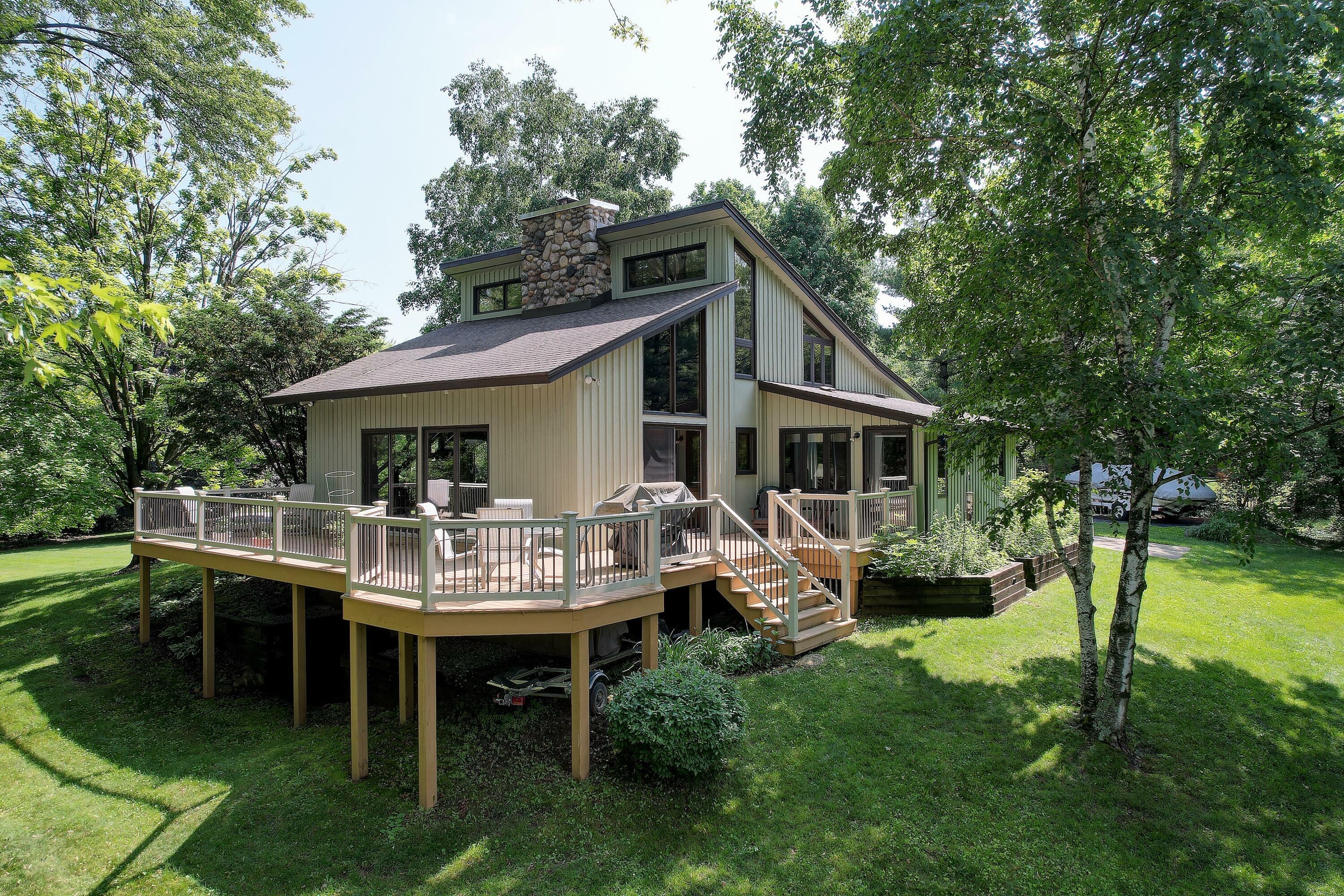 W332s3829 Lilac Ct  Genesee WI 53118 photo