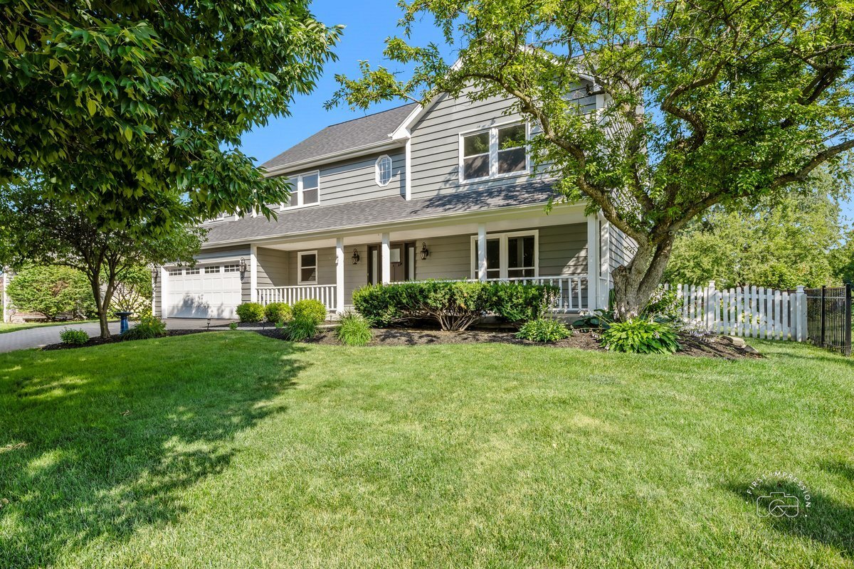 Property Photo: 342 Dilorenzo Drive IL 60565