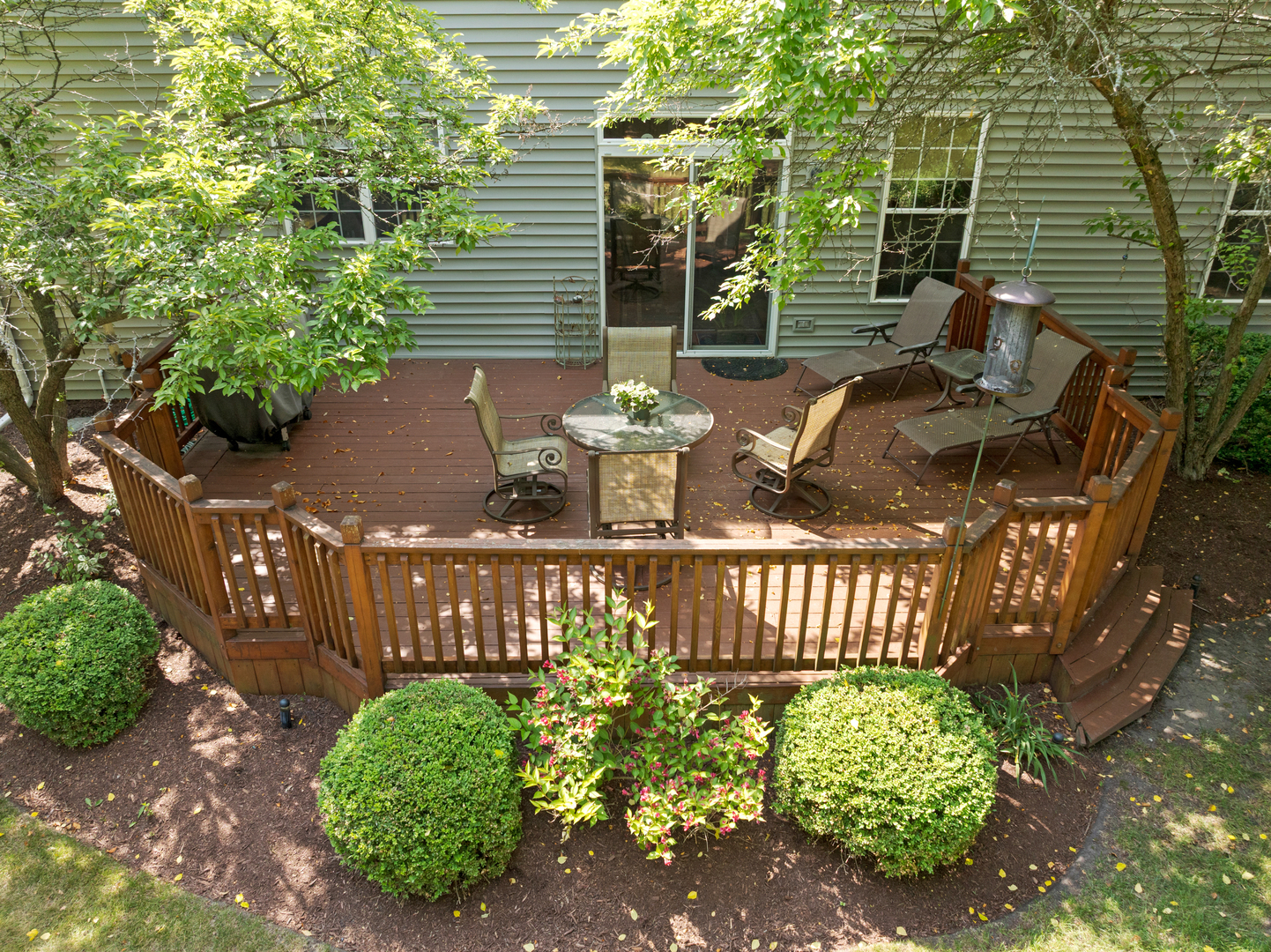 Property Photo:  910 Angle Tarn Drive  IL 60118 