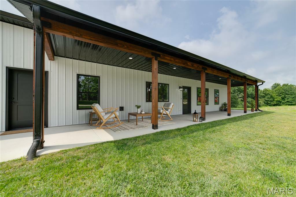 Property Photo: 706 Highway Y MO 63389