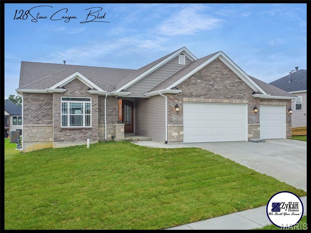 128 Stone Canyon Boulevard  Foristell MO 63348 photo