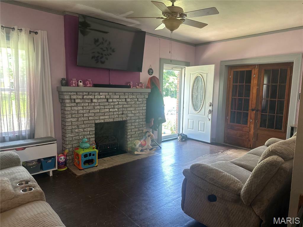 Property Photo: 622 S Park Avenue MO 63703