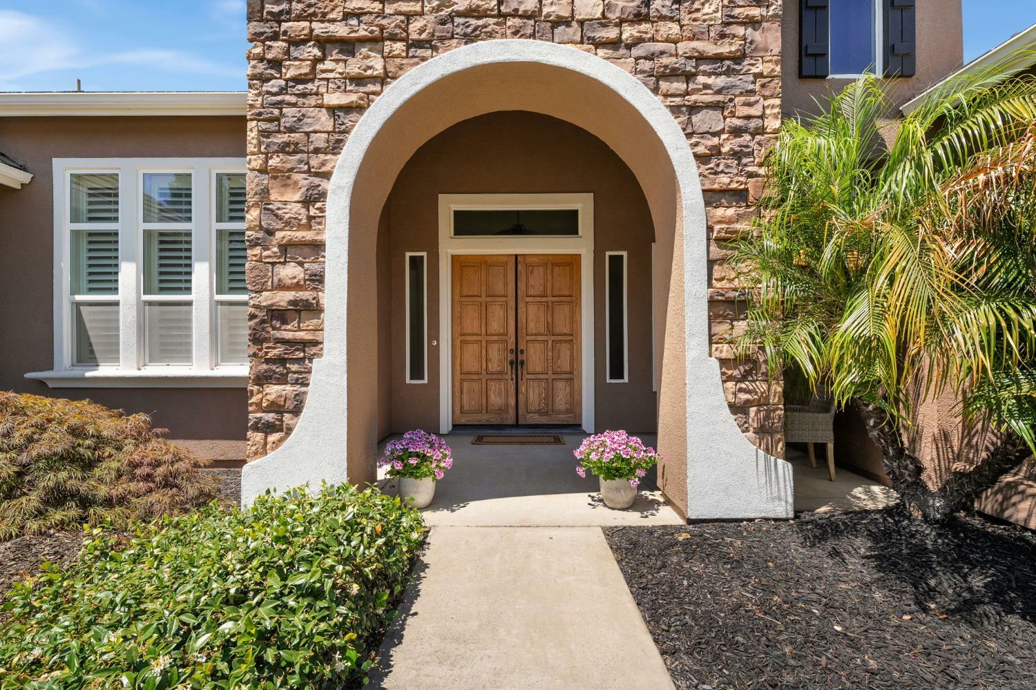 Property Photo: 8143 Daisy Hill Road CA 95829