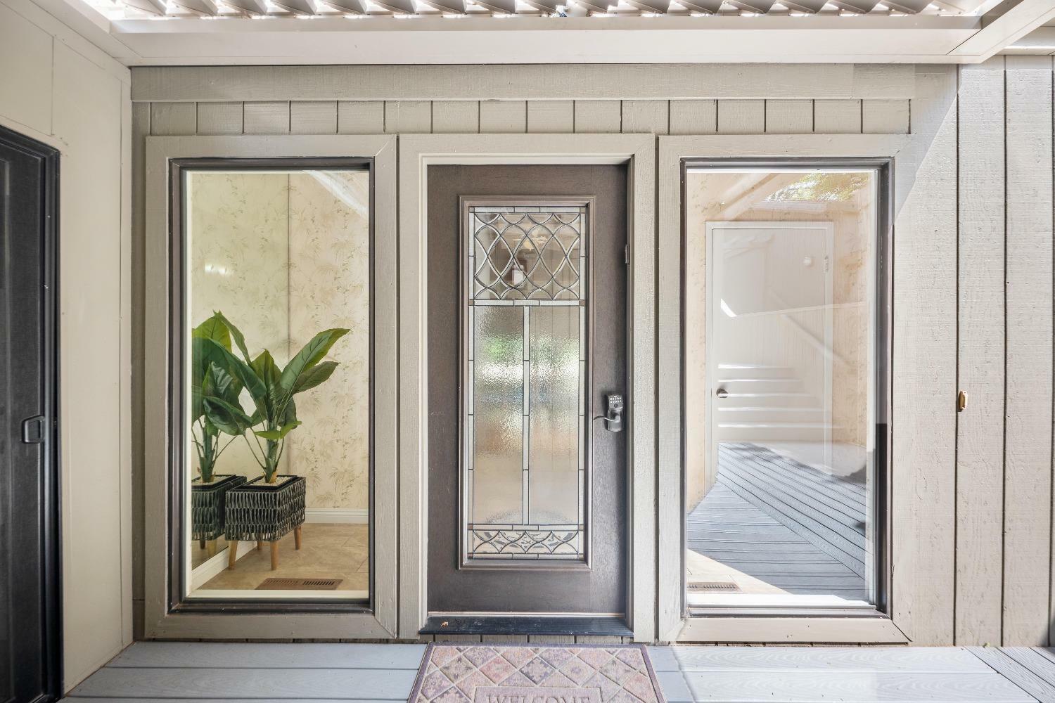 Property Photo:  76 Riverknoll Place  CA 95608 