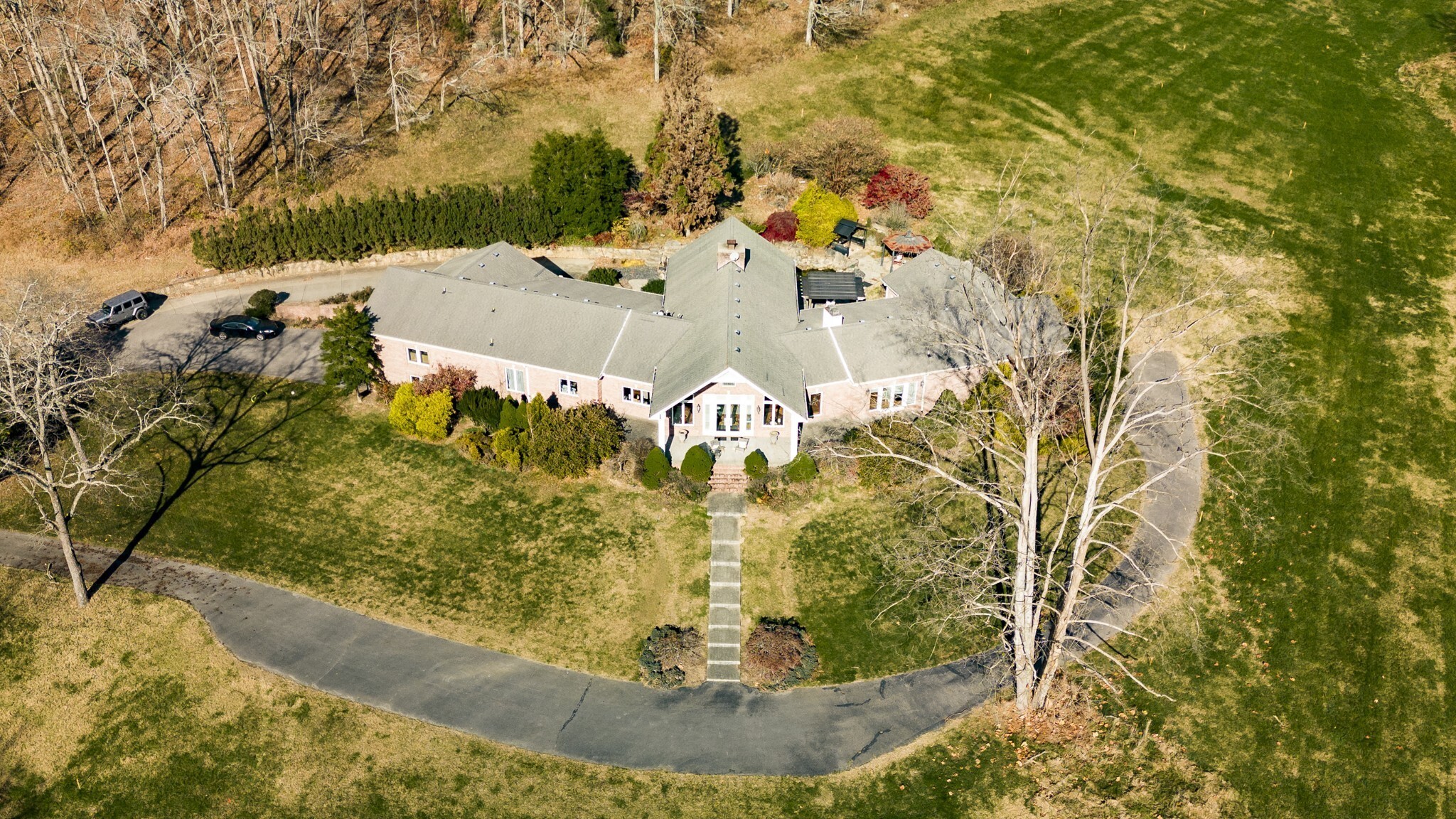Property Photo: 395 Allen Rd TN 37072