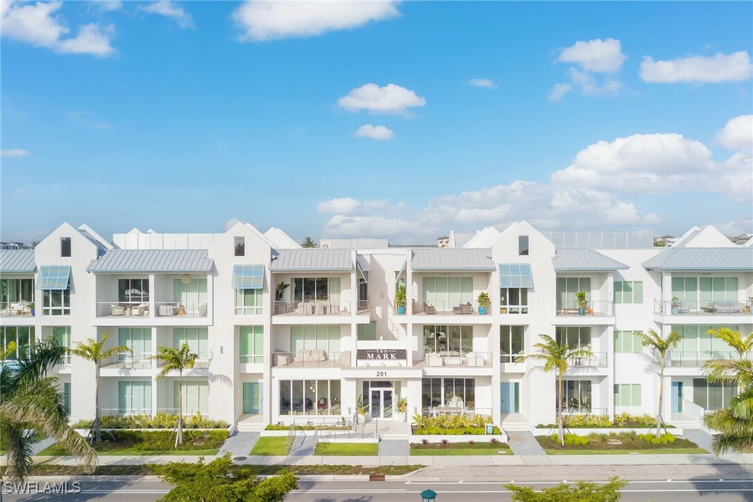 Property Photo:  201 8th Street S 208  FL 34102 