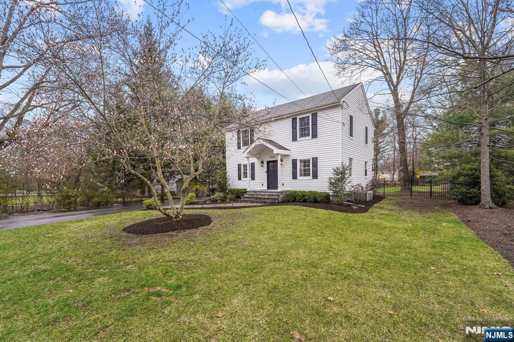 Property Photo: 765 Sunset Terrace NJ 07417