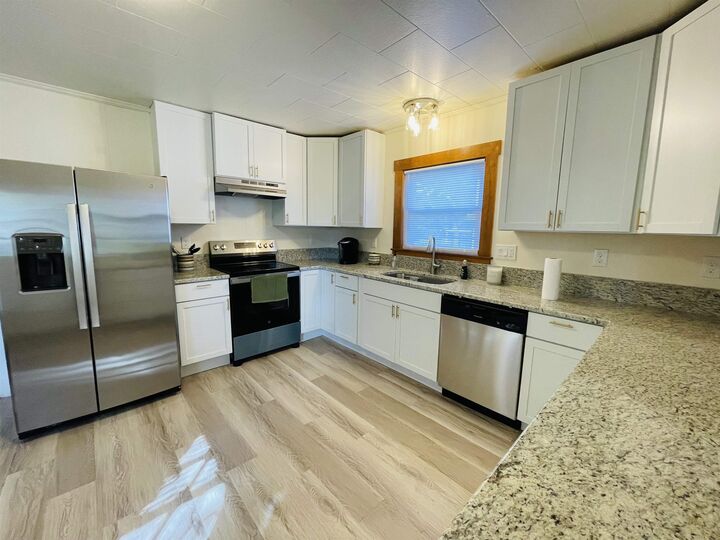 Property Photo: 17 Arch Street NH 03246